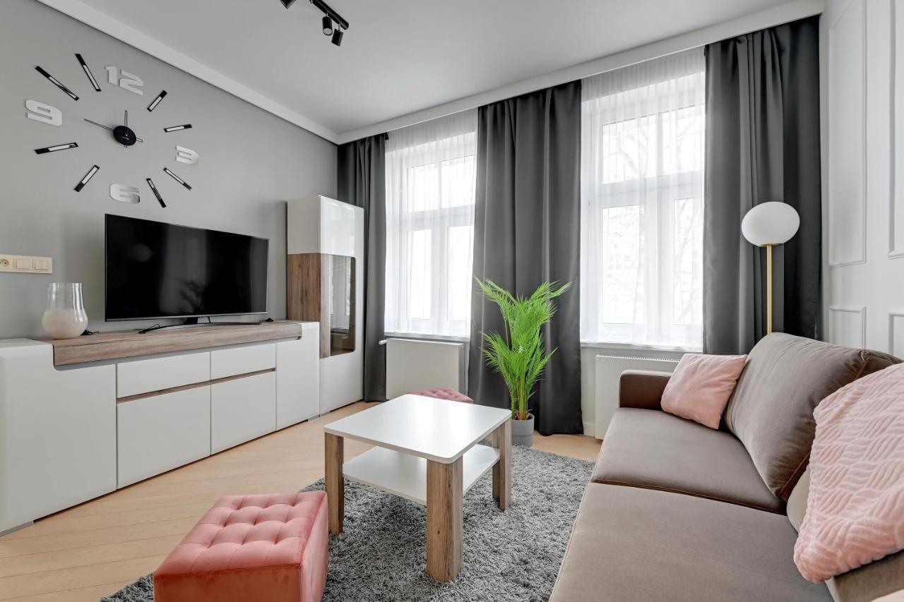 Royal Rose - Premium Beach Apartment Sopot Buitenkant foto