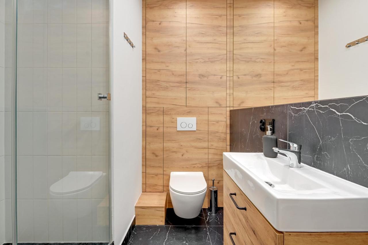 Royal Rose - Premium Beach Apartment Sopot Buitenkant foto